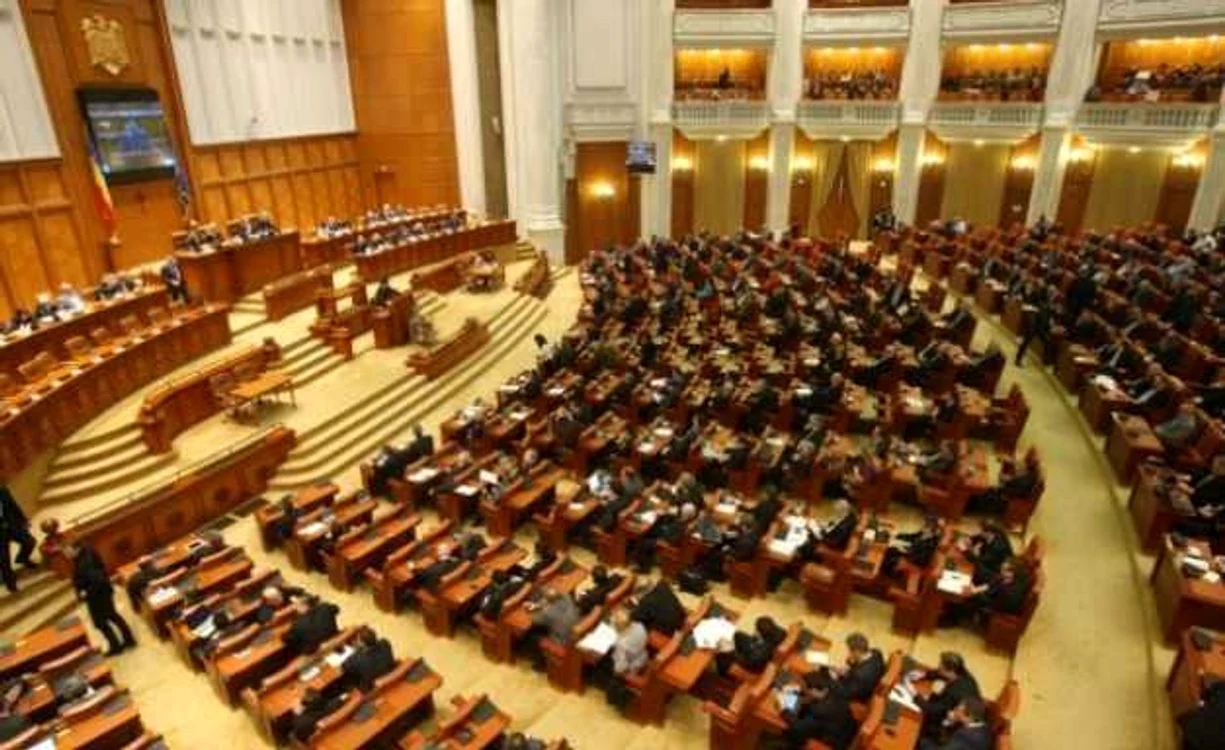 Plenul Camerei Deputaţilor