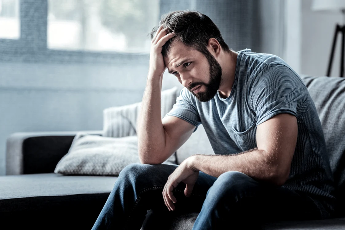 
    De cele mai multe ori pacienții neglijează o mare perioadă de timp prezența unor simptome minoreFoto: Shutterstock  
