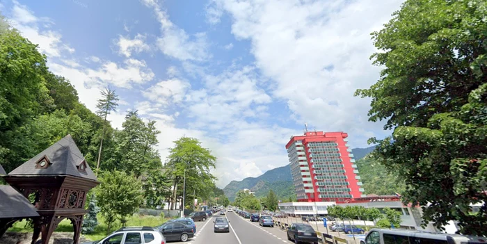 Zonă din Căciulata Vâlcea pe DN7 Valea Oltului în care va exista un pasaj pietonal subteran Foto DMS
