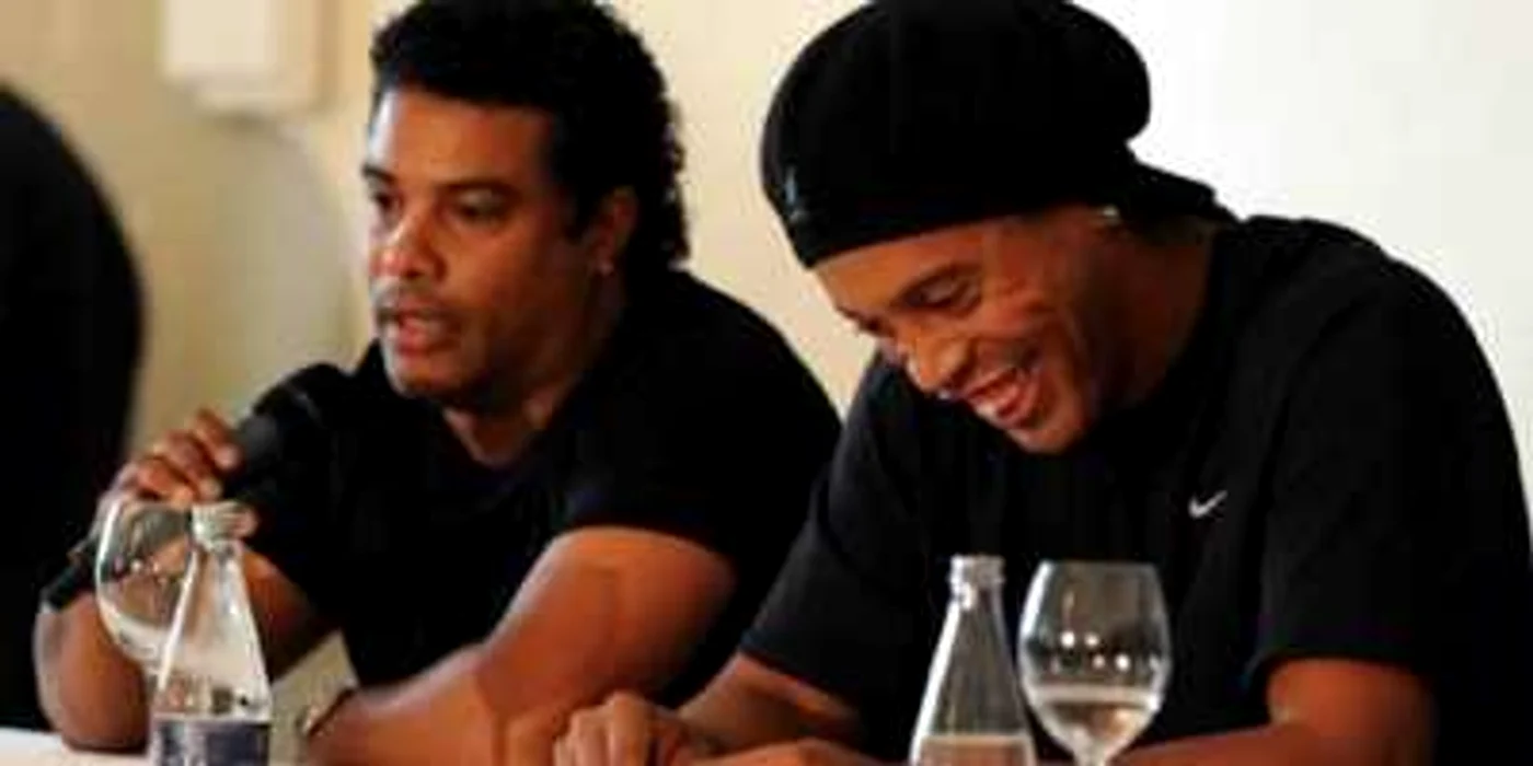 Roberto de Assis şi Ronaldinho