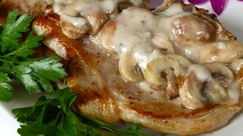 Cotlet de porc cu ciuperci jpeg