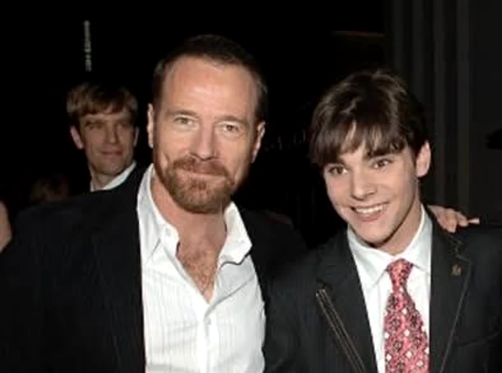Bryan Cranston, devastat de moartea lui RJ Mitte