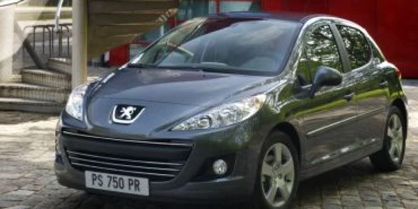 Scad vânzările PSA Peugeot Citroen