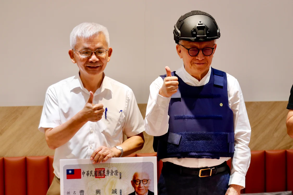 Robert Tsao vrea să contribuie la antrenarea a milioane de taiwanezi FOTO EPA-EFE