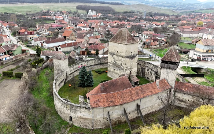 Cetatea din Gârbova. Foto: Daniel Guță. ADEVĂRUL