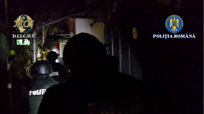 Perchezițiile au început miercuri dimineață. FOTO captură video Poliția Română