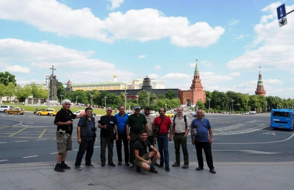 Echipa multidisciplinară care a făcut expediţia în Siberia FOTO Facebook.com/ROCRES