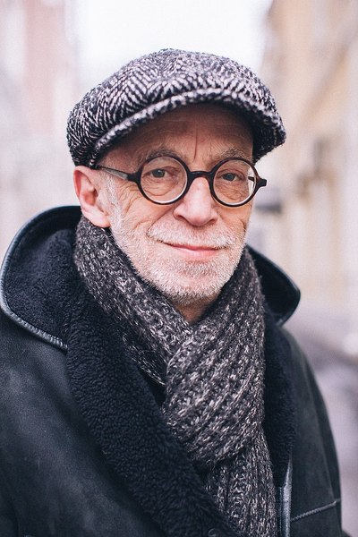 Poetul disident rus Lev Rubinstein a murit. El a fost lovit de o mașină la Moscova