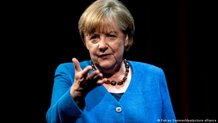 Angela Merkel la discuţia din Berliner Ensemble