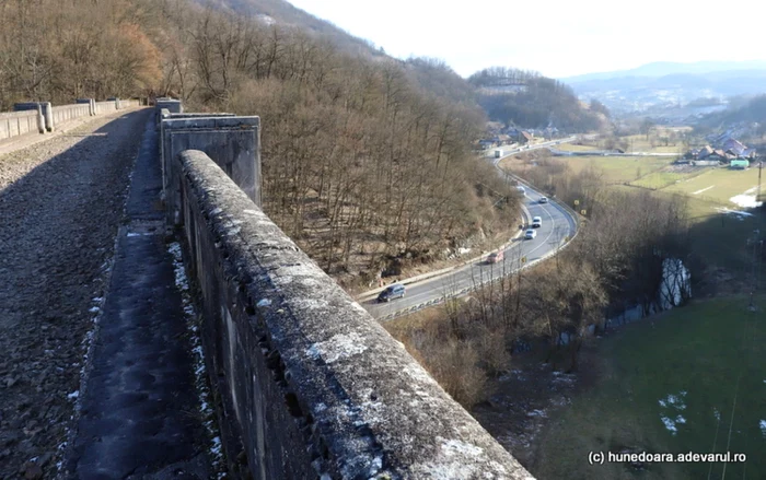 Viaductul luncoiu calea ferata deva brad foto adevarul daniel guta 