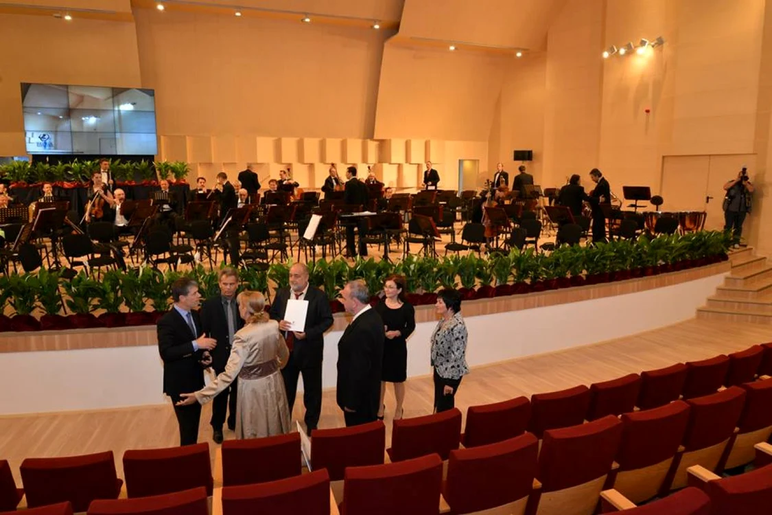 Spectacolel3e vor fi la Sala Patria. FOTOArhivă.