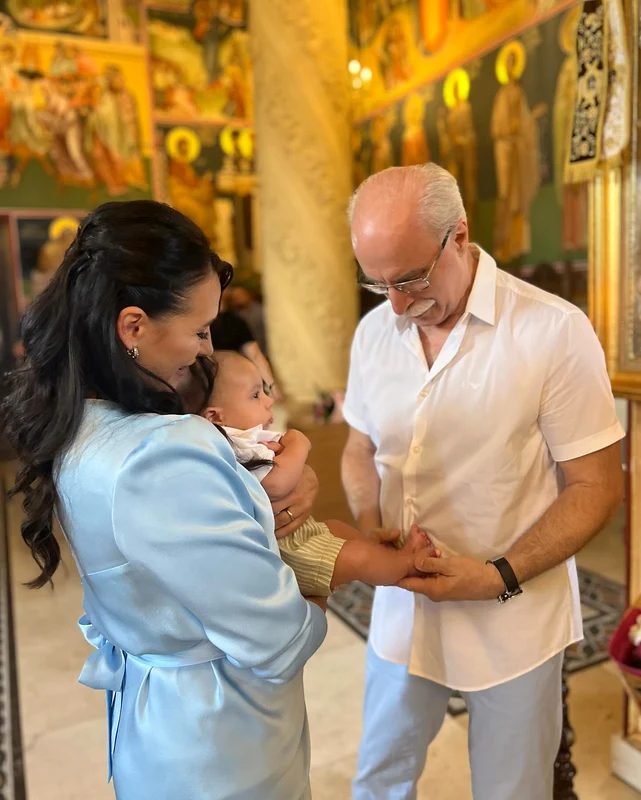 Octavian Bellu, la botezul celui de-al doilea băiețel al gimnastei Cătălina Ponor și al lui Bogdan Jianu. FOTO: Instagram