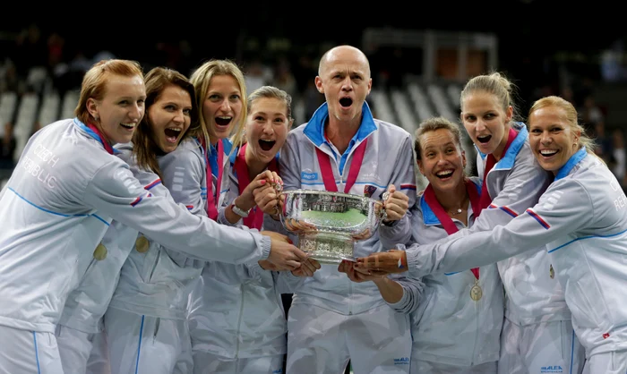 
    Cehoaicele au sărbătorit pe teren câștigarea FED Cup  