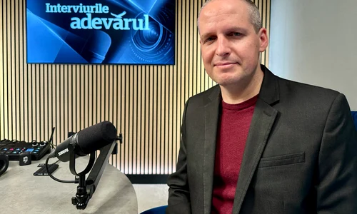 Christian Nasulea profesor de economie mondială la Interviurile Adevărul 0492 jpeg