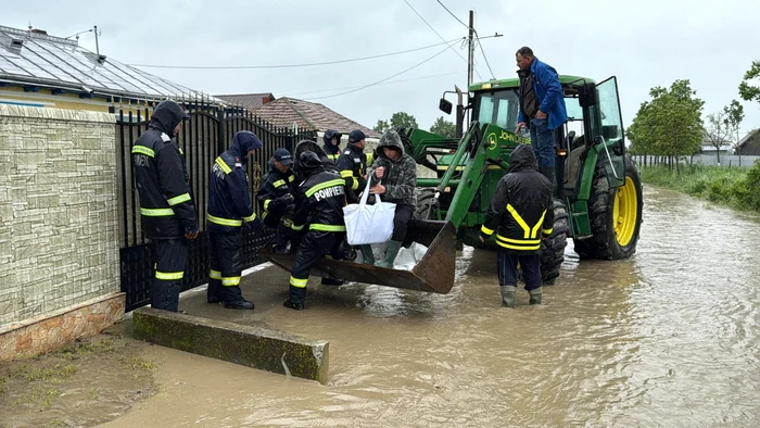 Inundațiile au făcut ravagii în țară Foto: IGSU