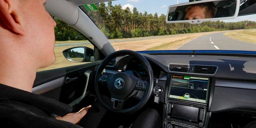Funcţii noi pentru maşini FOTO Continental