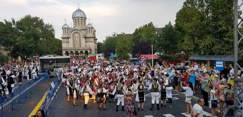 Festival în Cenrul Vechi al Hunedoarei