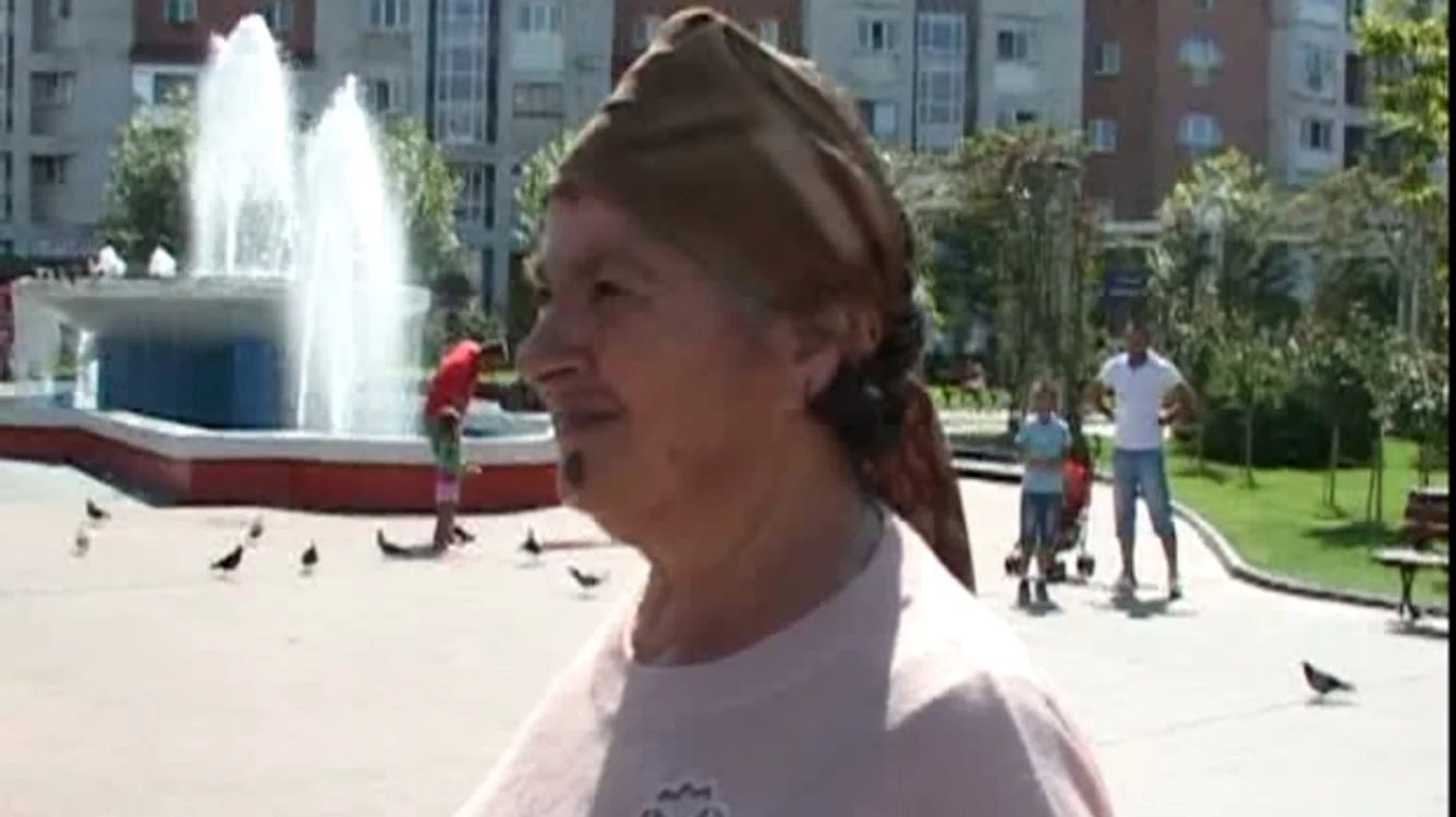 
    Femeia de 64 de ani umbla cu şapte gloanţe în sacoşă (foto:rtv.net)  