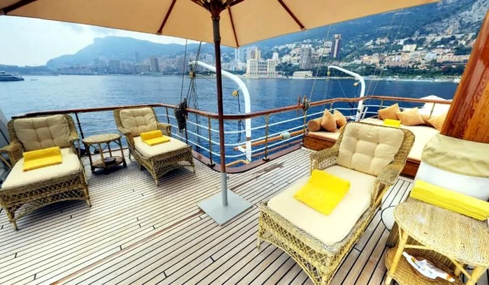 SS Delphine (Photoland/Caters)