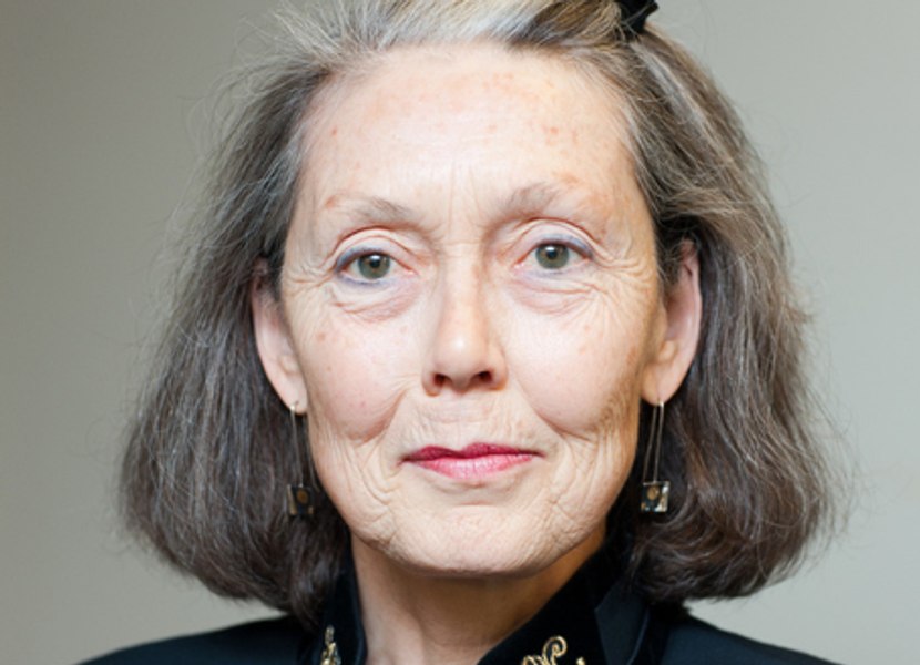Reacția savuroasă a scriitoarei Anne Carson după câștigarea Premiului Nobel pentru Literatură: „Sunt cu toţii nebuni”