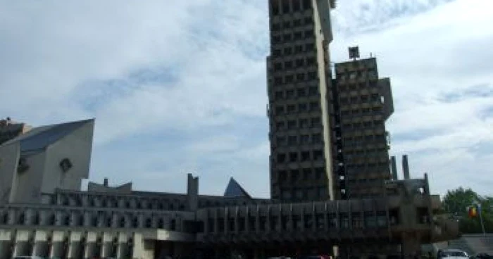 Satu Mare: Bugetarii în zodia crizei – Revista presei locale