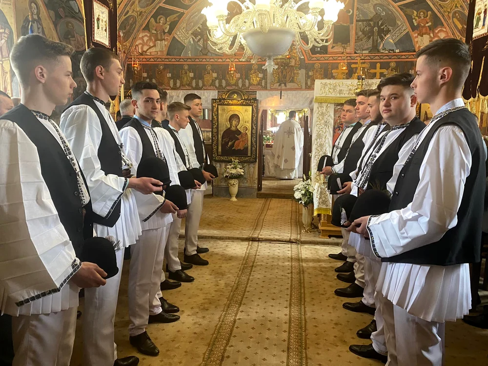 Tradiții de Paște Recruții din Jina Sibiu Foto Primăria Jina jpg