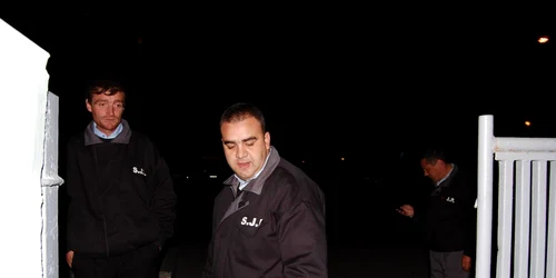 Brancardierii ar putea păzi Spitalul "Mavromati"