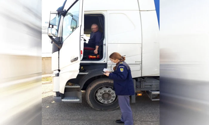 Conducea un camion de mare tonaj fără a avea permis FOTO Poliţia de Frontieră