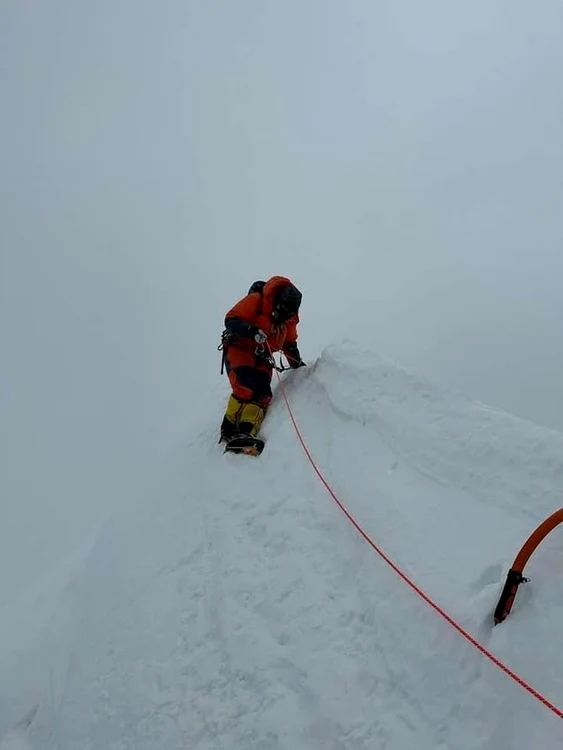 Maria Dănilă este membru la Clubul Alpin Român Brașov FOTO: Facebook/ Clubul Alpin Român