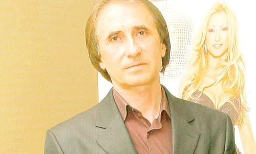 Sandel Balan lanseaza tinere talente jpeg