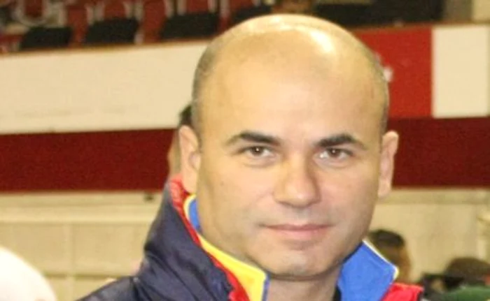 
    Amatto Zaharia, preşedintele Federaţiei Române de Kempo  