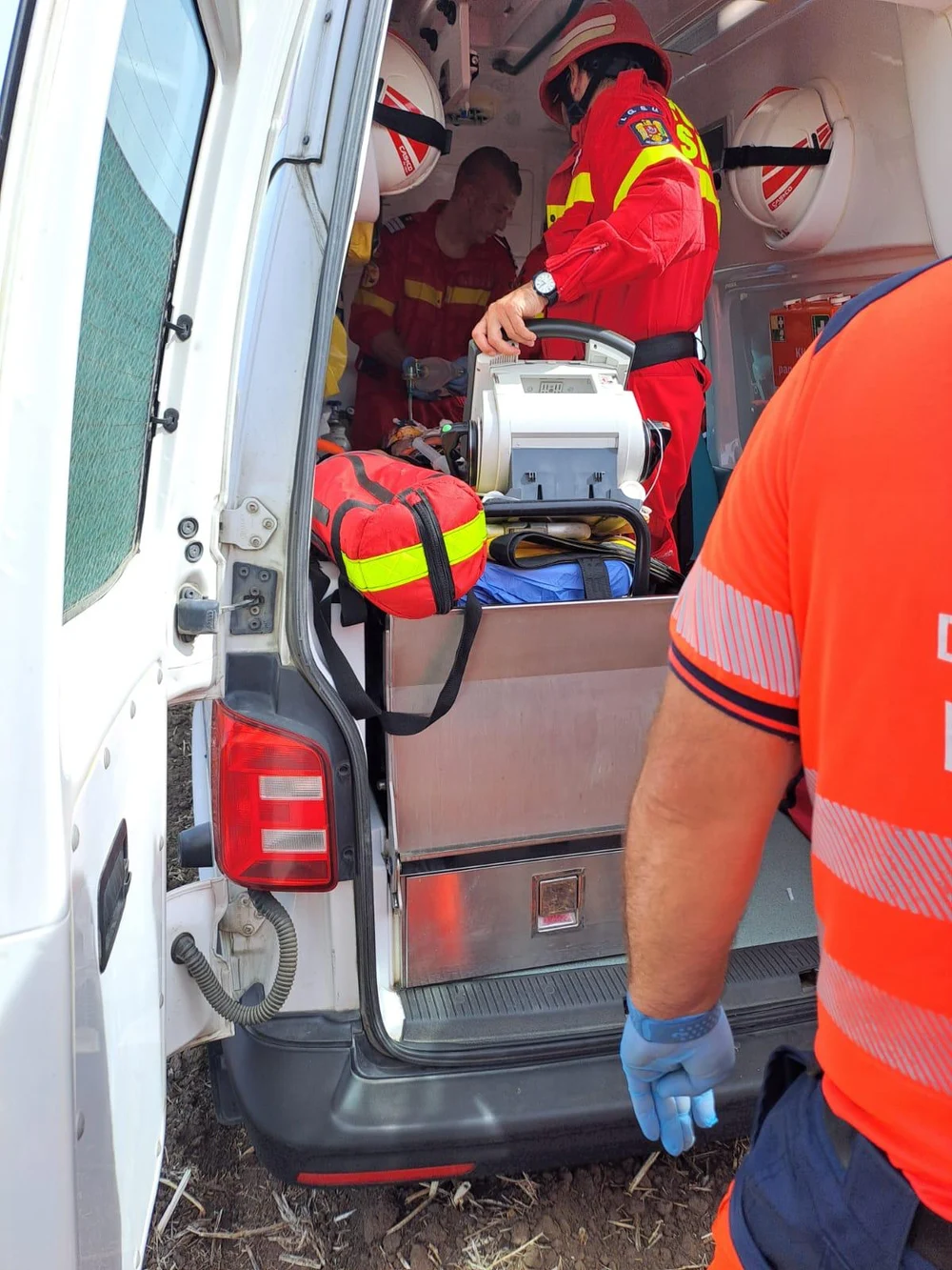 Accident grav în Pasul Palma: un bărbat este în stop cardio-respirator după impactul dintre o mașină și o motocicletă