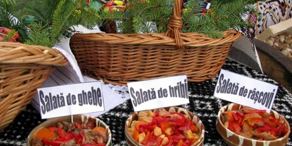 salate ciuperci