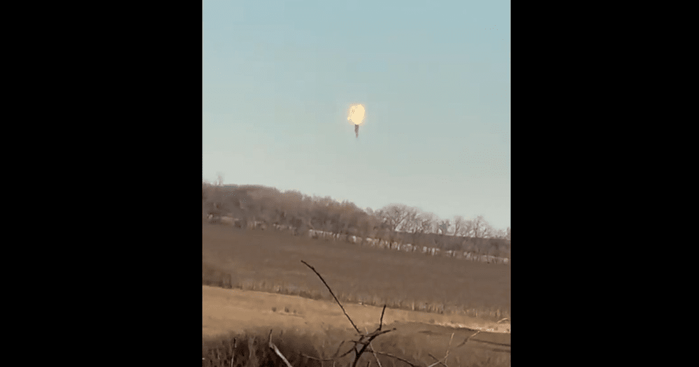 Momentul în care un elicopter rusesc este doborât de ucraineni. Cum se vede în slow-motion VIDEO