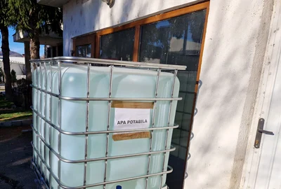 apă curtea de arges jpg