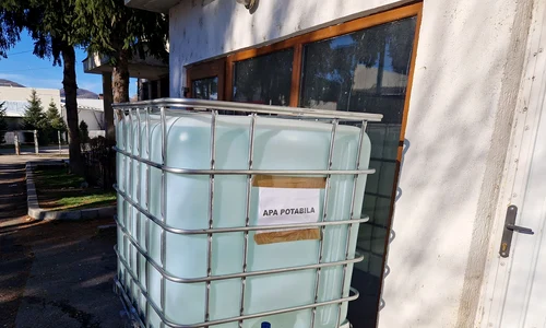 apă curtea de arges jpg