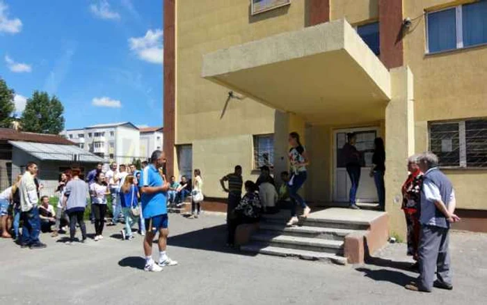 Liceenii revin în sălile de examen miercuri - 2 iulie (FOTO: Mugurel Manea)