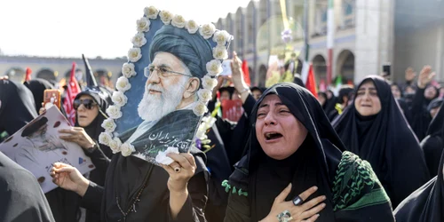 teheran funeralii ali khamenei getty jpg