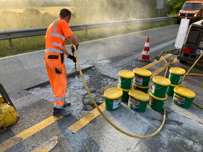 Crăpături uriașe pe autostrăzile din Germania, din cauza caniculei. O porțiune a fost complet închisă