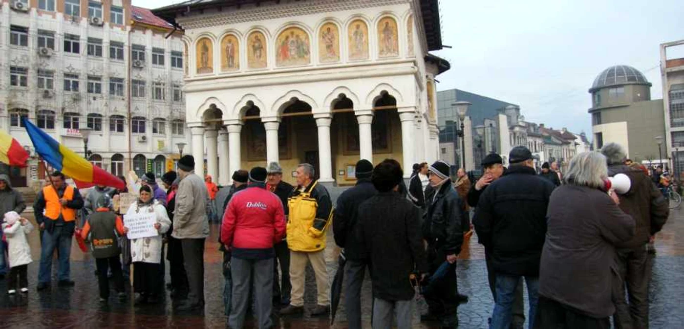 Protestul va avea loc în Piaţa Prefecturii