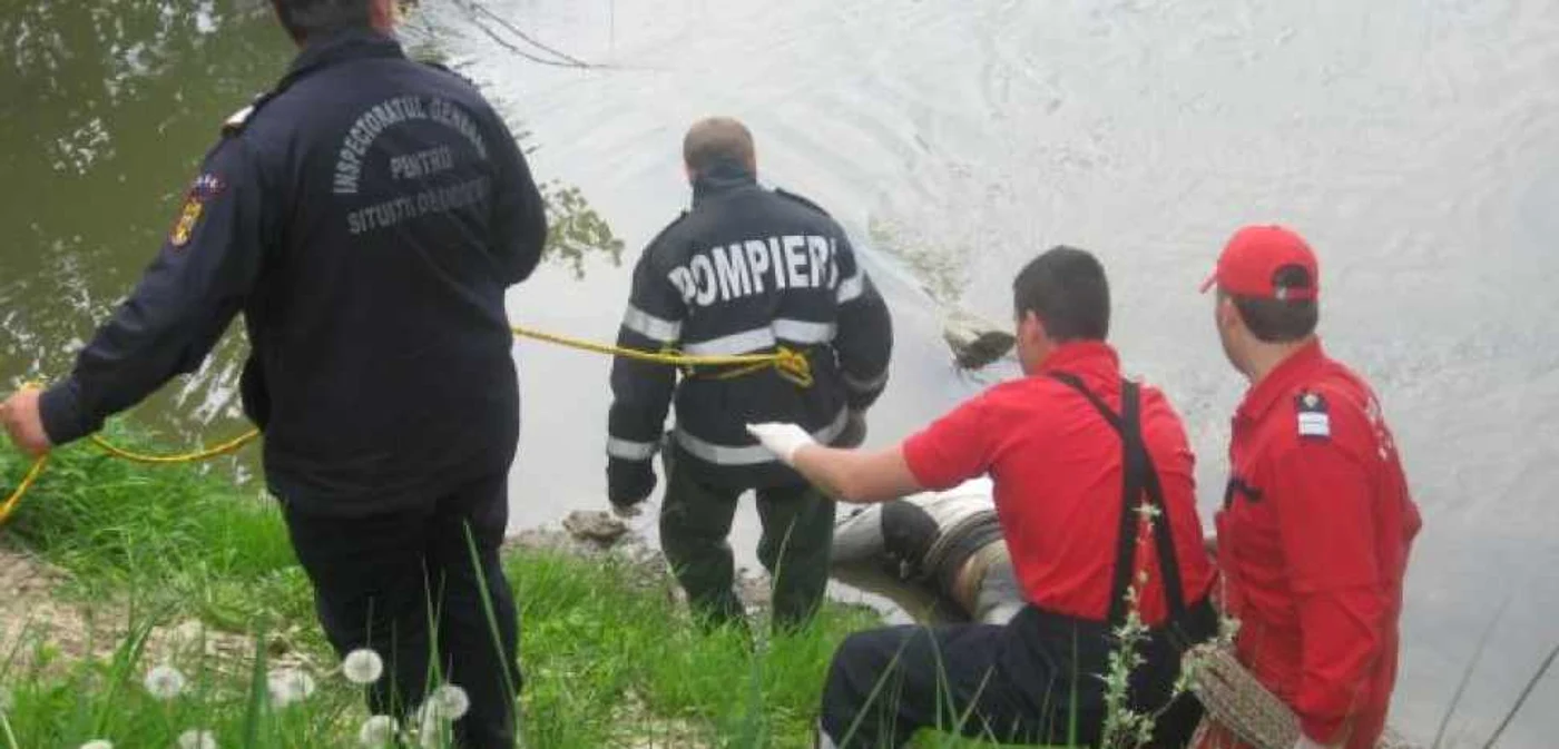 Trupul neînsufleţit a fost scos la mal joi dimineaţă FOTO Arhivă Adevărul