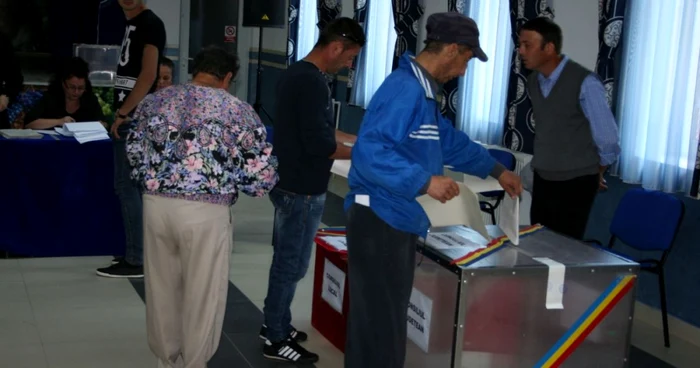 Alegerile locale 2016 la Cîrligele au reprezentat o simplă formalitate FOTO: Ştefan Borcea