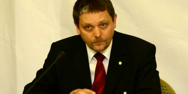 Mircea Cazan a băgat în buzunar peste 500.000 de lei din chirii