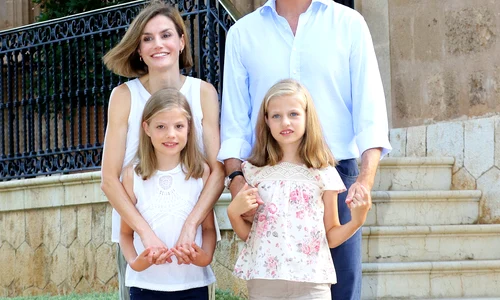 regina letizia hepta 2107671 jpeg