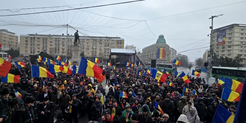 iasi protest aur foto partidul aur jpg