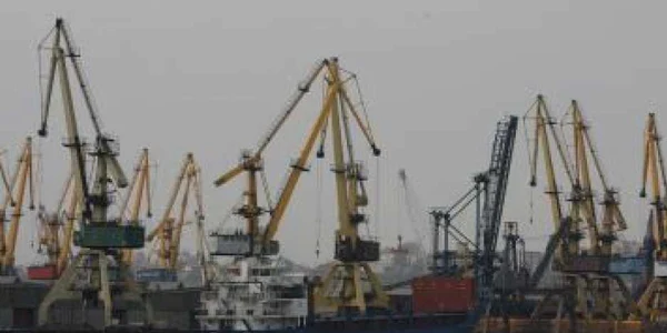 Comerţul între România şi Bulgaria a scăzut cu 20% în primul trimestru