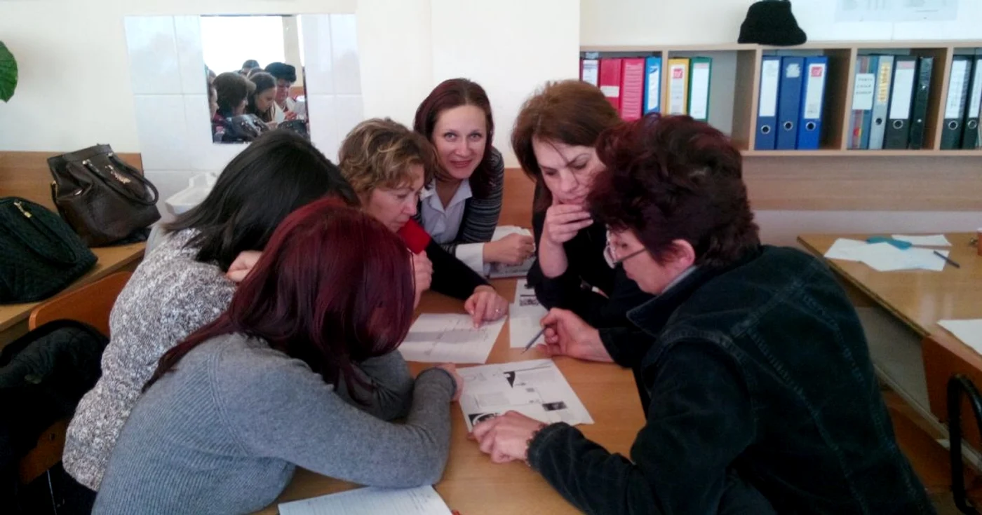Pentru a putea ocupa o funcţie de conducere, profesorii trebuie să facă parte din CNEME