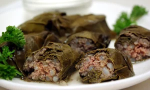 sarmalute in foi de vita jpeg