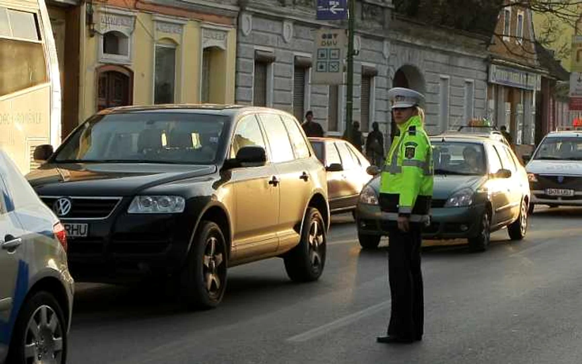 Circulaţia în zonă a fost blocată mai bine de o oră