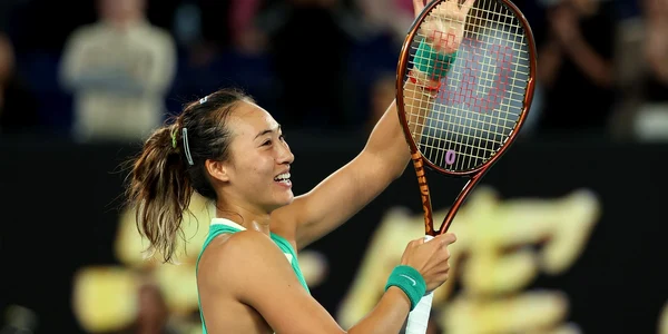 Qinwen Zheng bucuroasă la Australian Open FOTO GettyImages